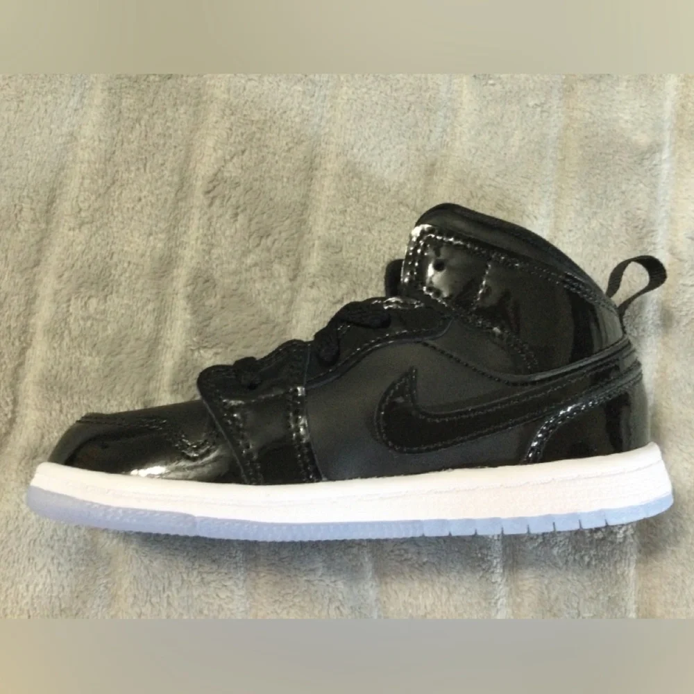 Nike Jordan 1 Mid Se Toddler Color Black/Dark Concord/White - Picture 11 of 15